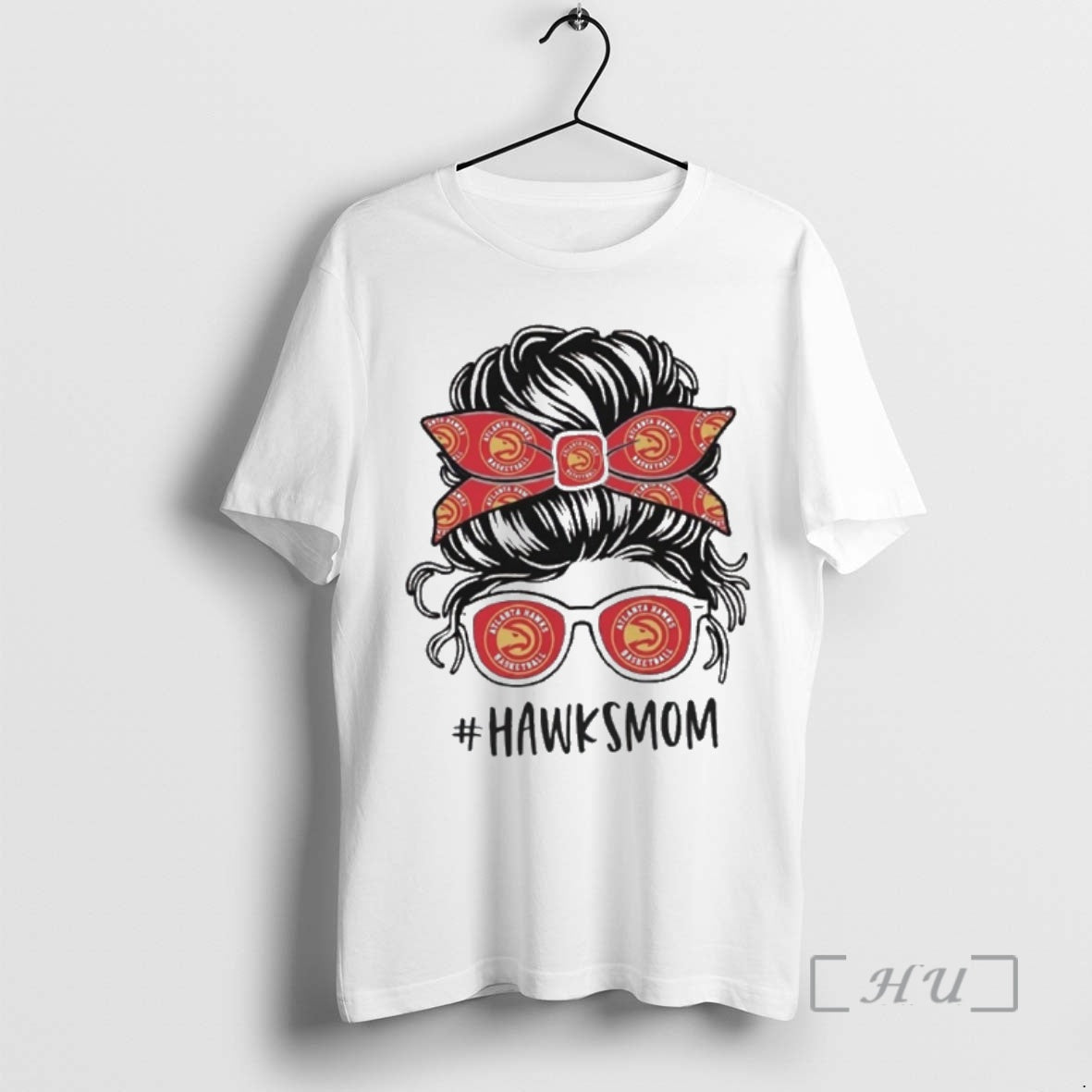 Officials Atlanta Hawks Mom Messy Bun Unisex T-shirt, Sweatshirt, Hoodie, Long Sleeve Tee